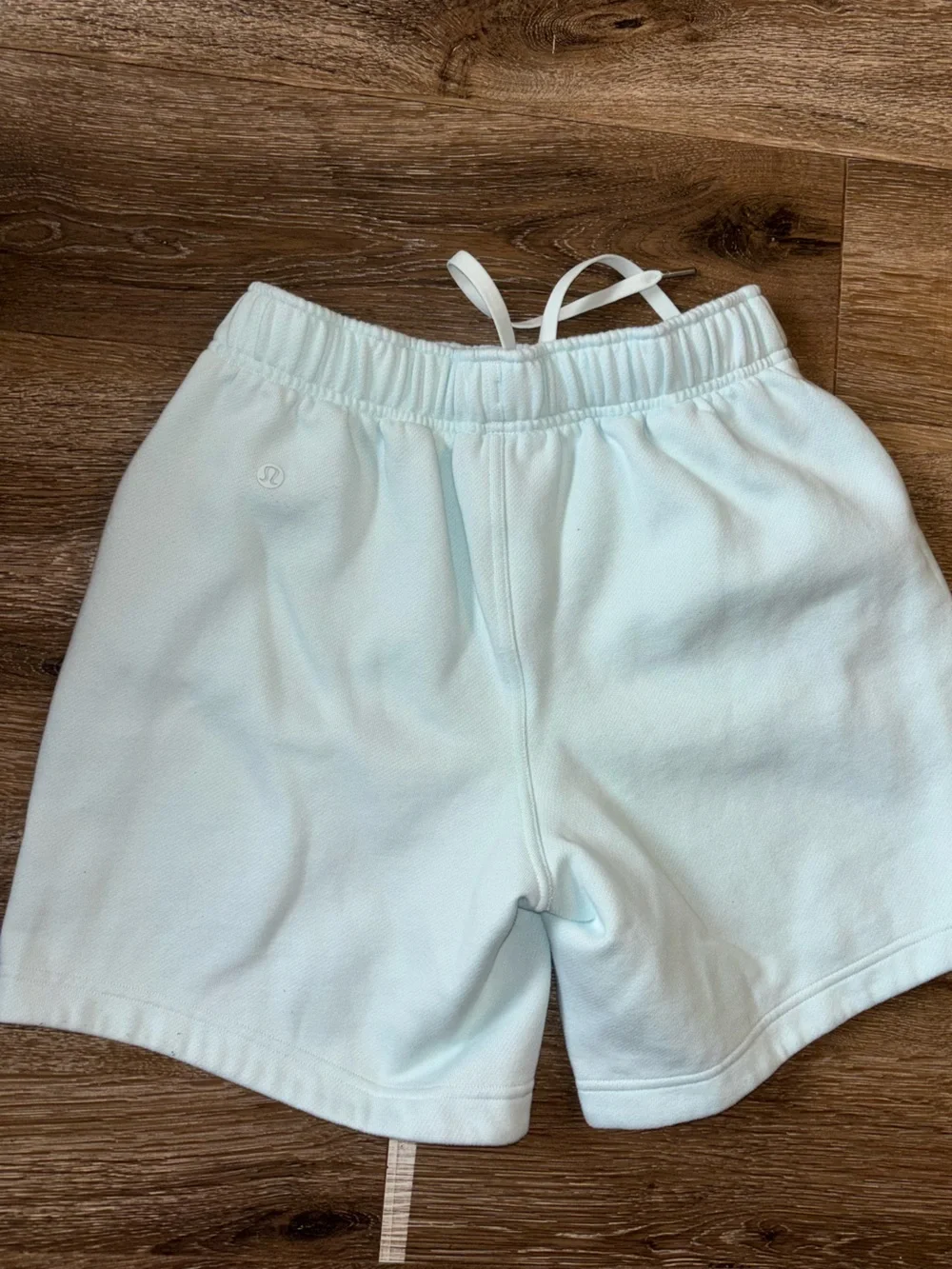 Lululemon Scuba Mid Rise Embroidered Sweatshorts Mint Green Breeze XXS